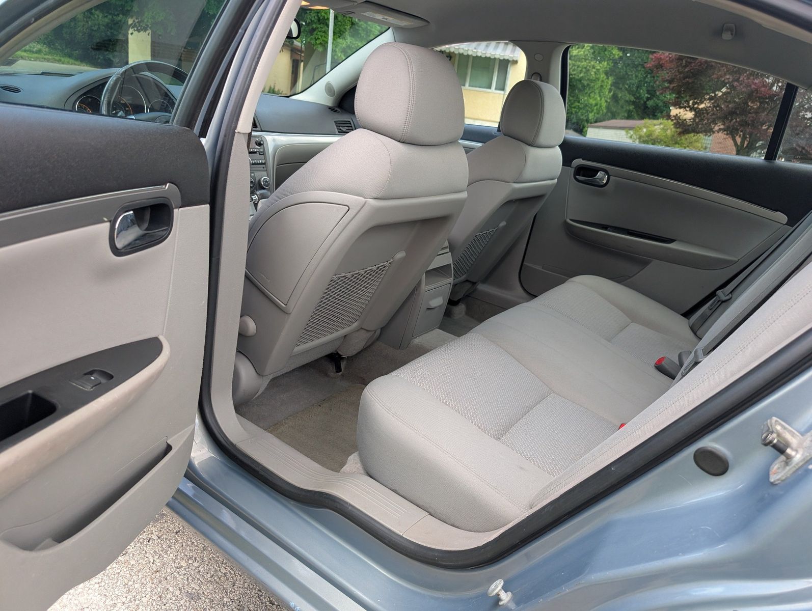 2009 Saturn Aura 56