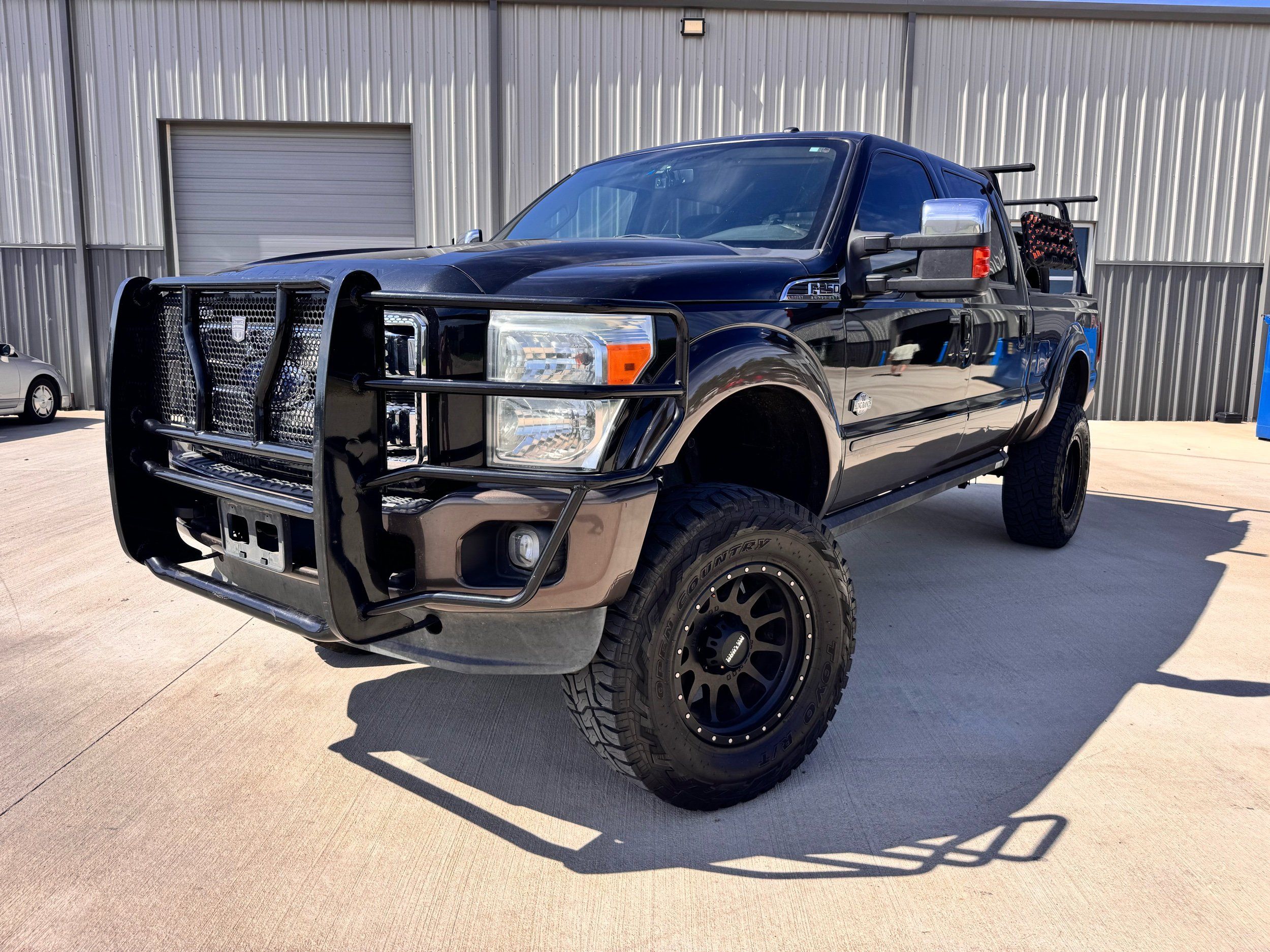 2015 Ford F-250 King Ranch 4x4 Crew Cab 172 in's photo