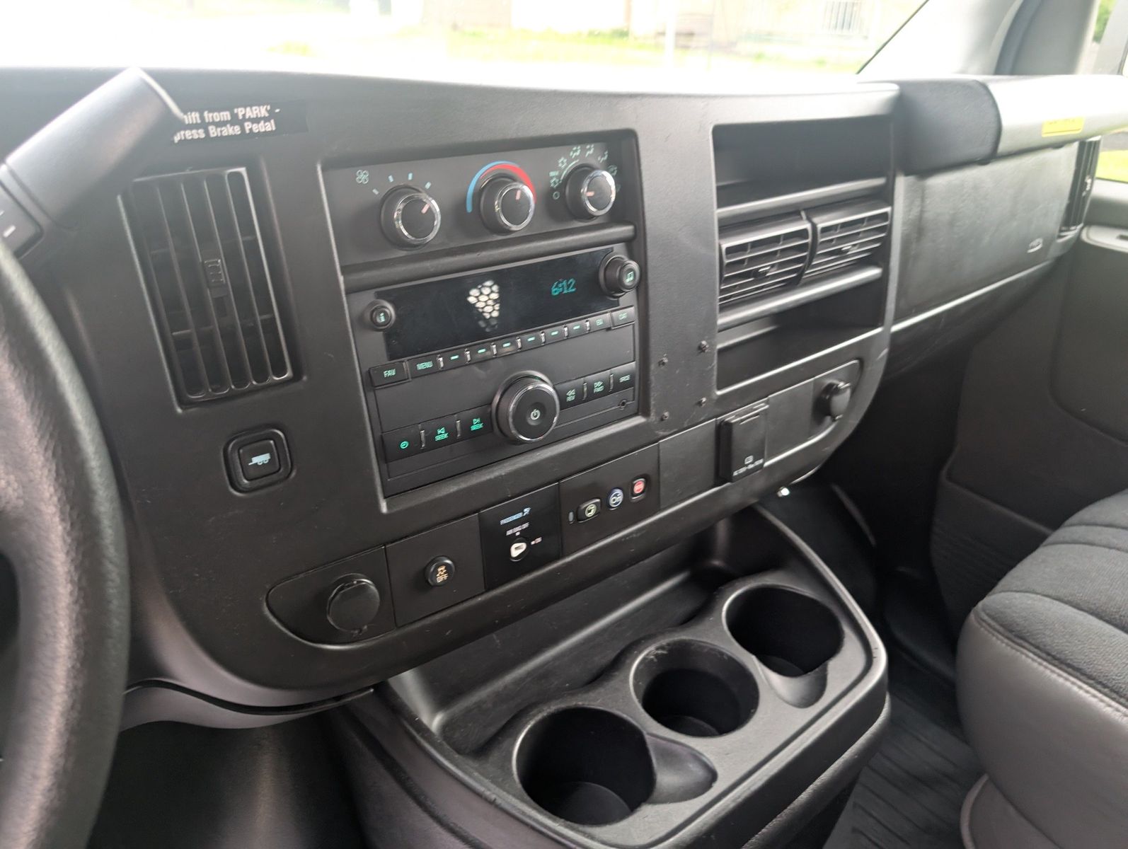 2020 GMC Savana Cargo 67
