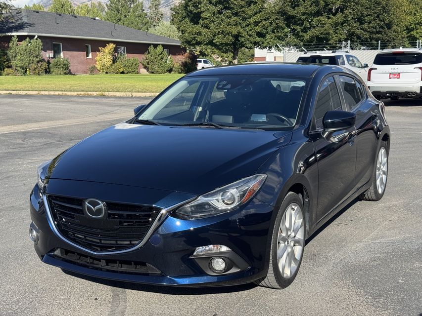 2015 Mazda Mazda3 Hatchback — s Grand Touring, photo 1 of 15