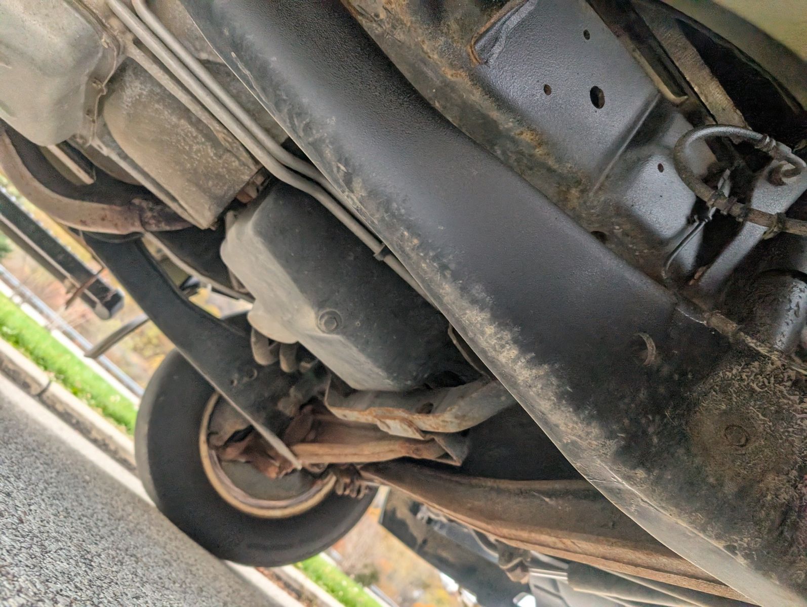 2019 Ford E-Series Chassis 113