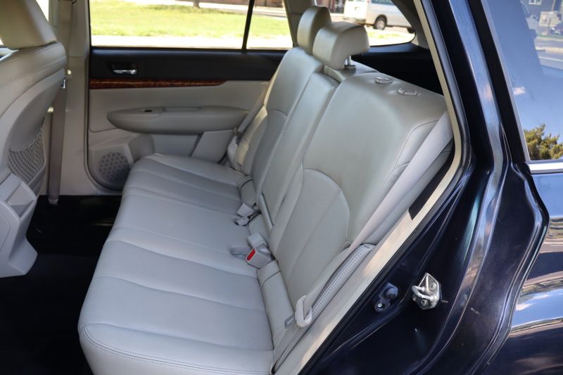 2012 Subaru Outback 2.5i Limited | Victory Motors of Colorado