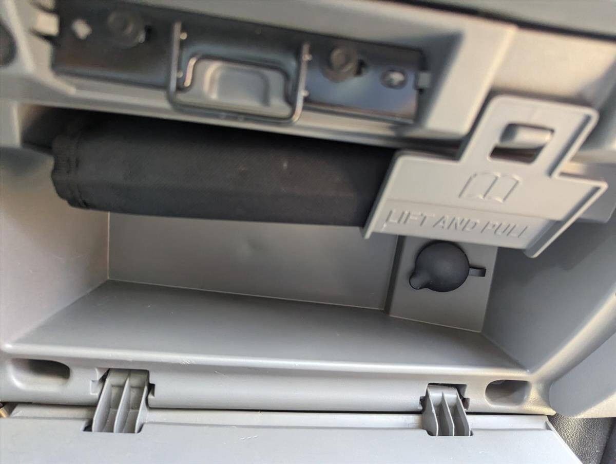 2016 Ford E-Series 25