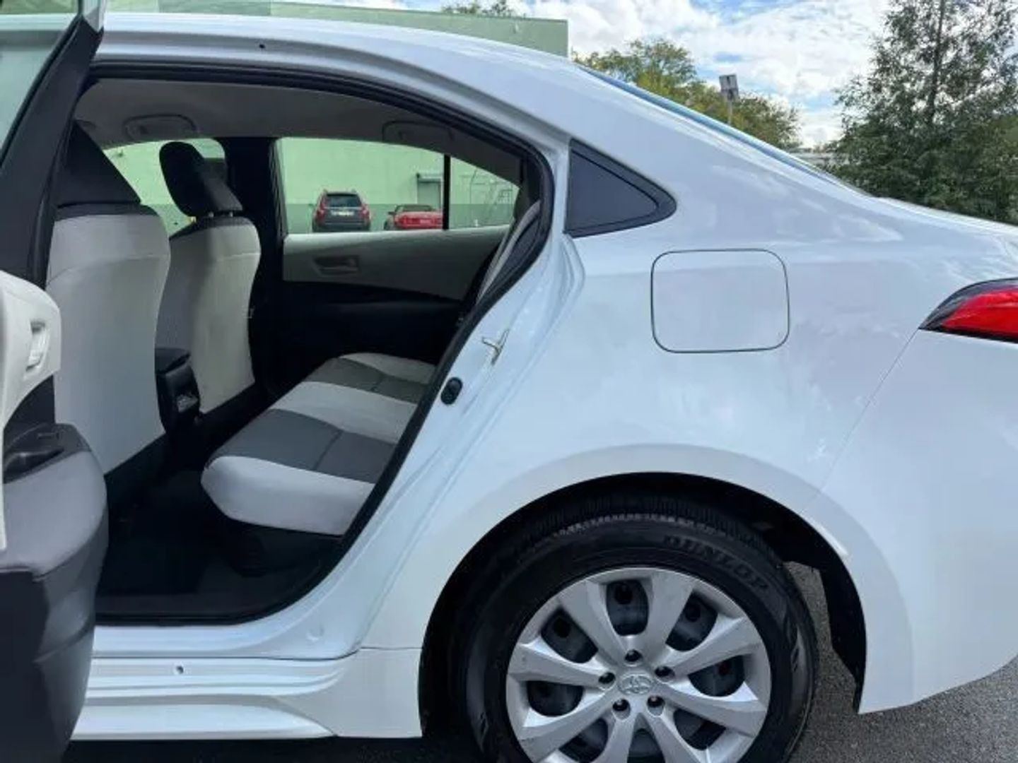 2023 Toyota Corolla LE - Photo 21
