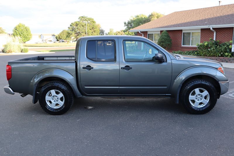 2005 Nissan Frontier Photos