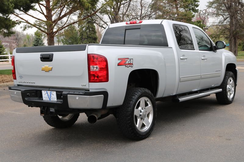 2013 Chevrolet Silverado 2500HD Photos