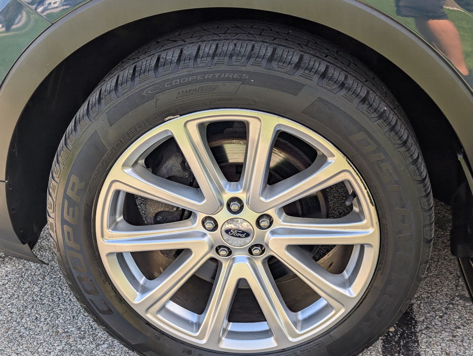 2017 Ford Explorer 34