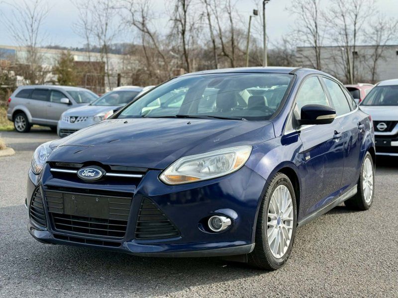 2012 Ford Focus SEL's photo