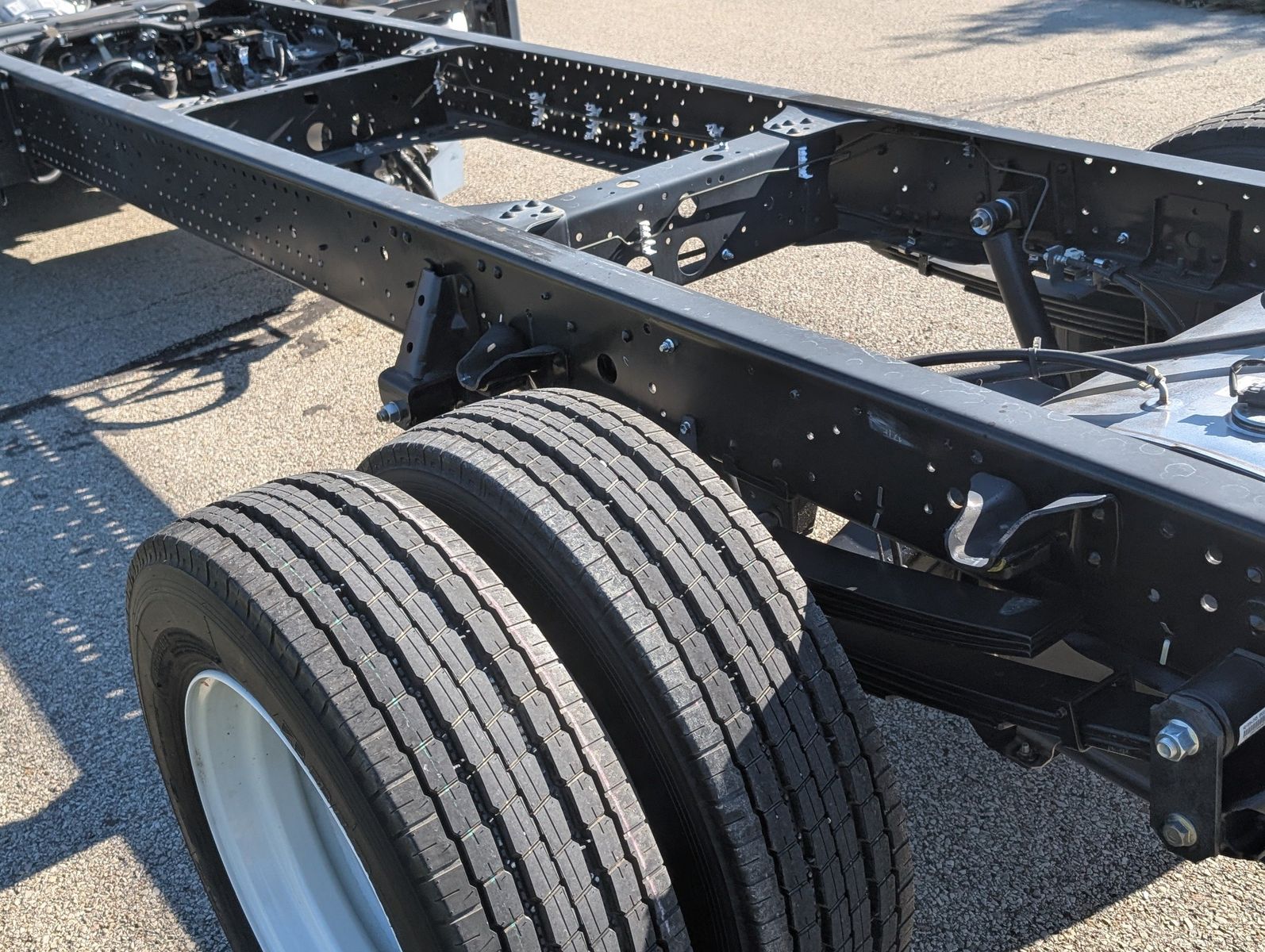 2024 Chevrolet 5500 XD LCF Diesel 31