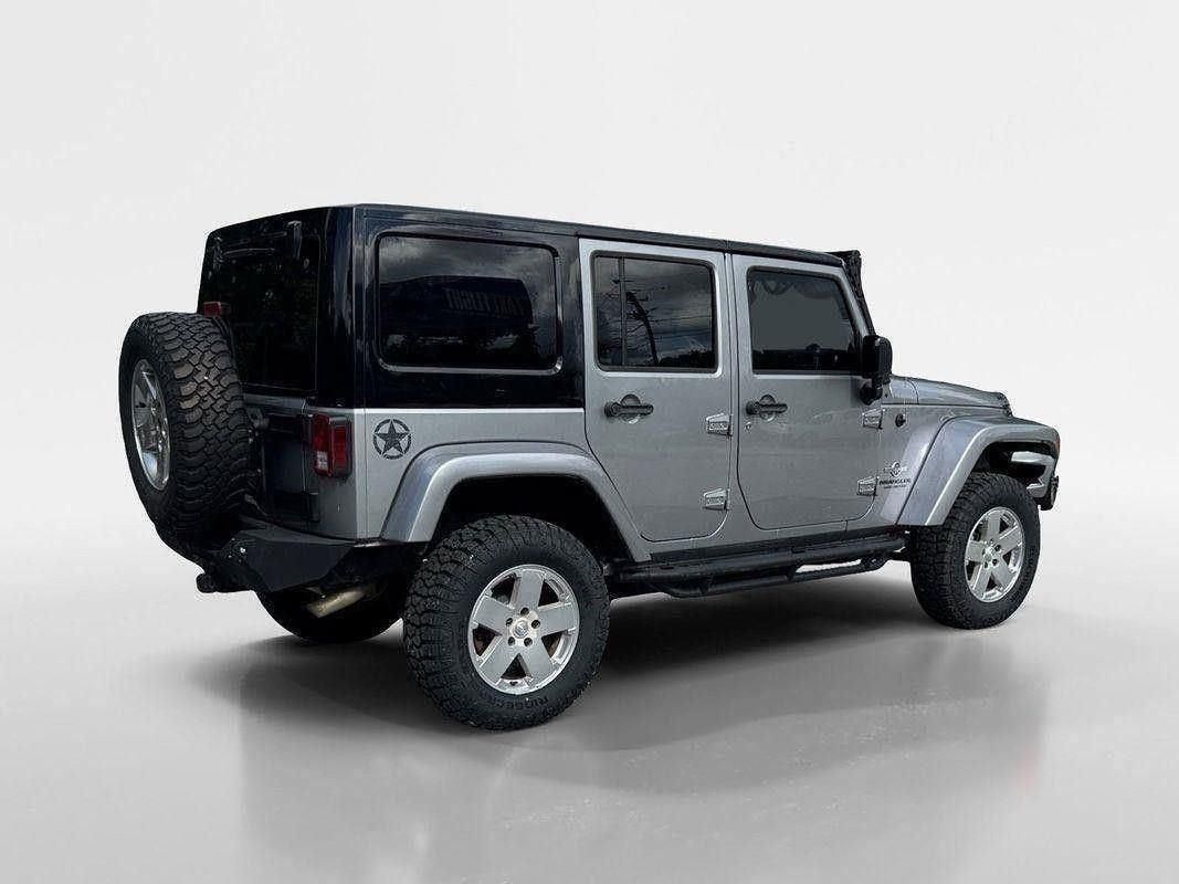 2013 Jeep Wrangler Unlimited Freedom photo 5