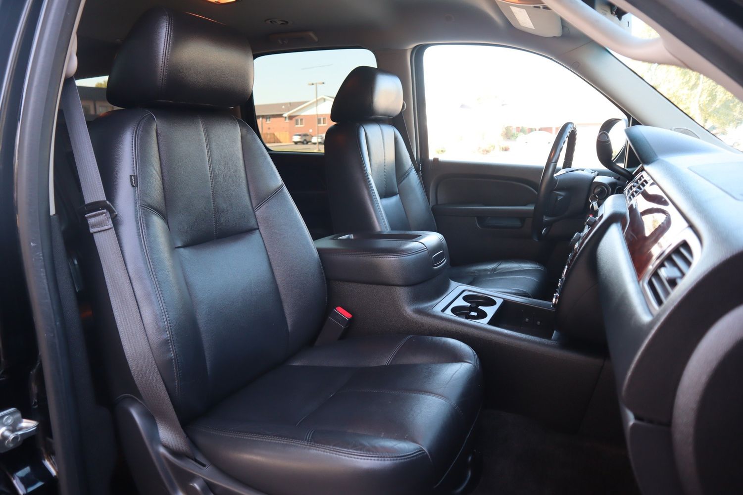 2014 Chevrolet Suburban LT 1500 | Victory Motors of Colorado