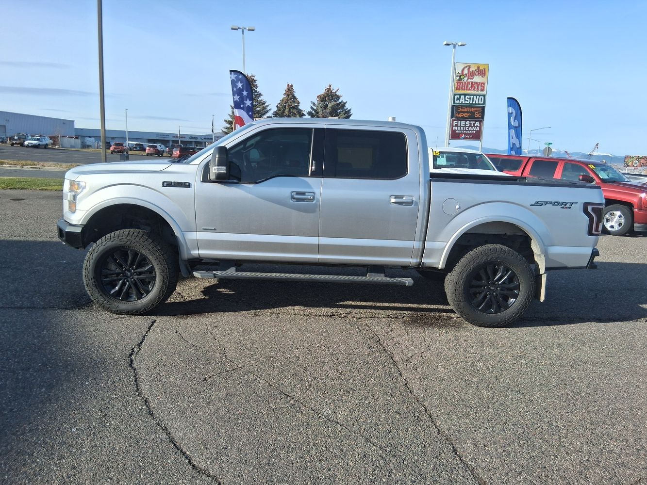 2017 Ford F-150 XLT photo 2