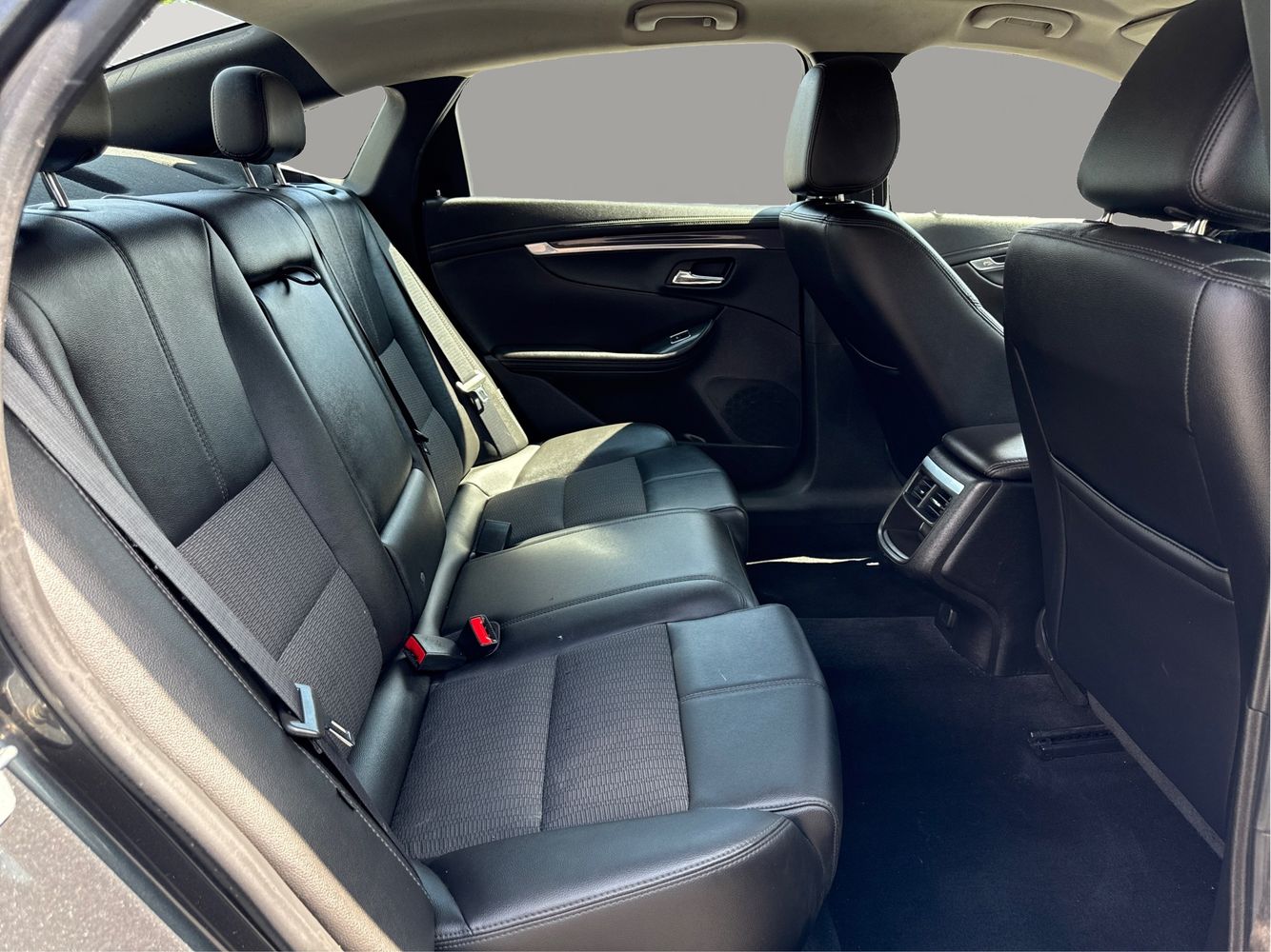 2019 Chevrolet Impala 1LT photo 11