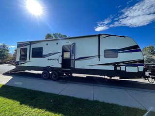 photo of RV 2018 Keystone Impact 3216