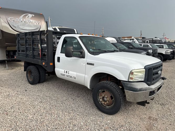 2014 Ford F-350 XLT photo 33