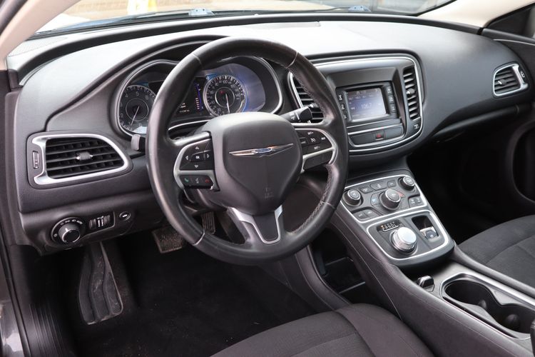 2015 Chrysler 200 Limited | Victory Motors of Colorado