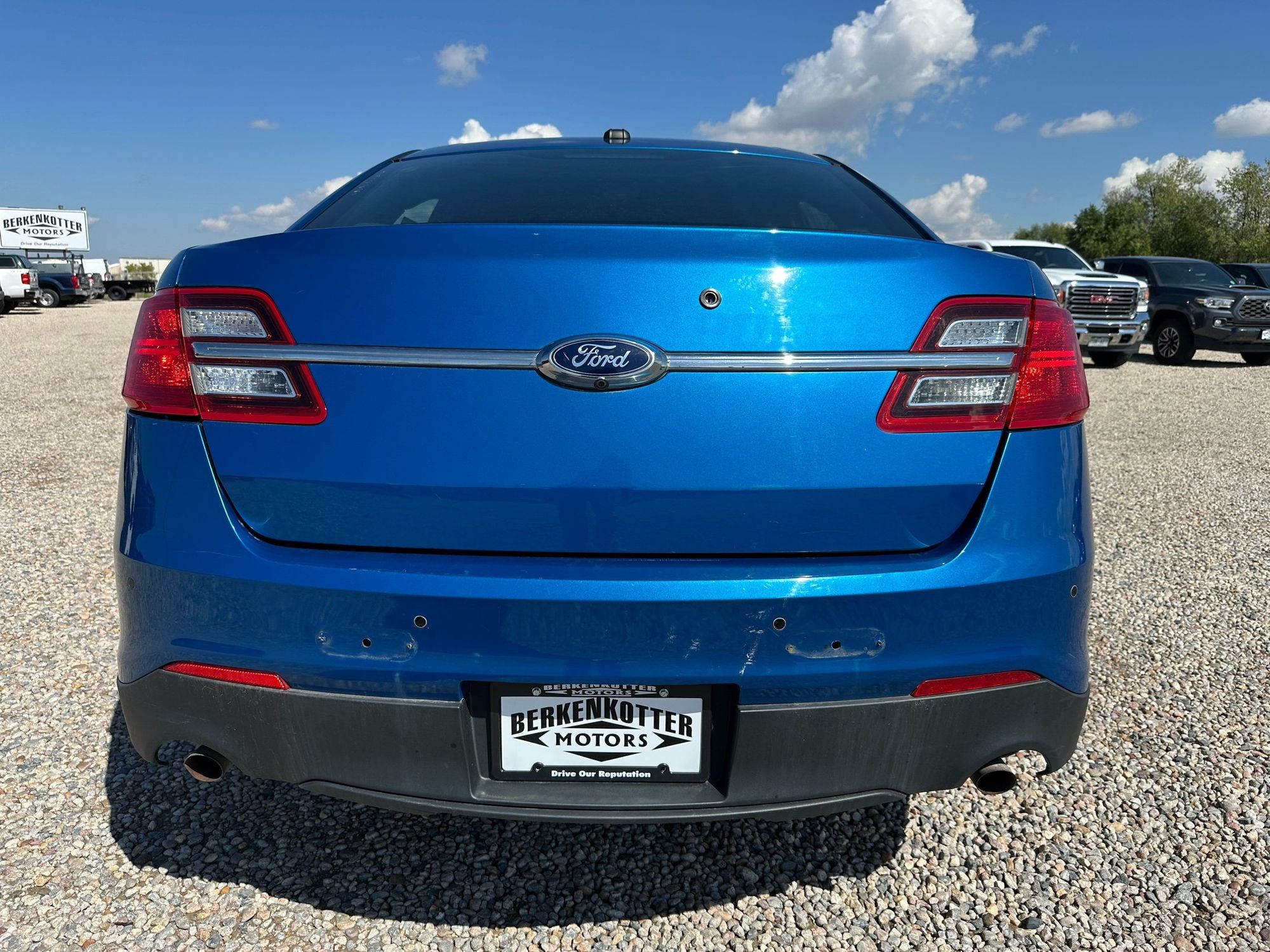 2013 Ford Taurus photo 9
