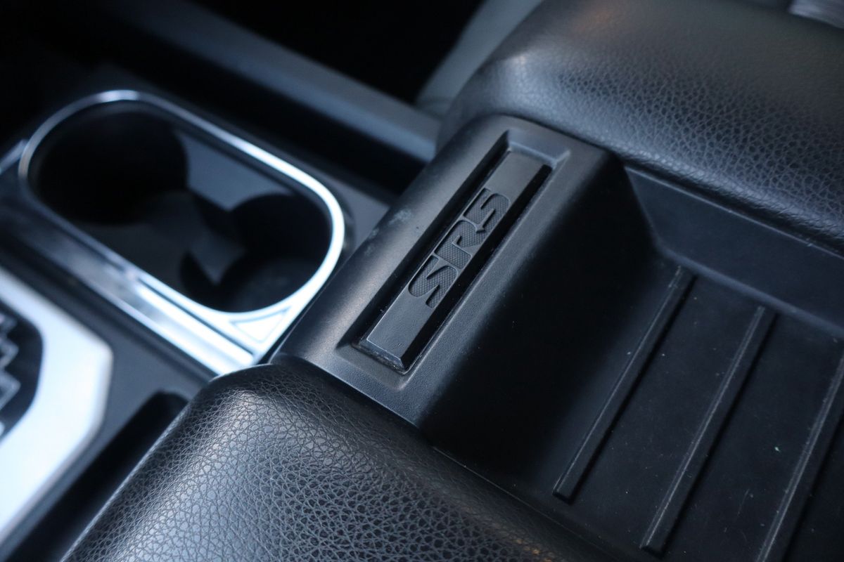 2018 Toyota Tundra SR5 5.7L V8