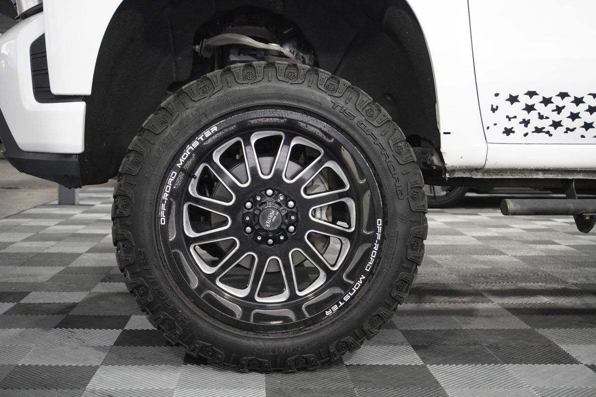 2021 Chevrolet Silverado 1500 4WD Crew Cab Short Bed RST