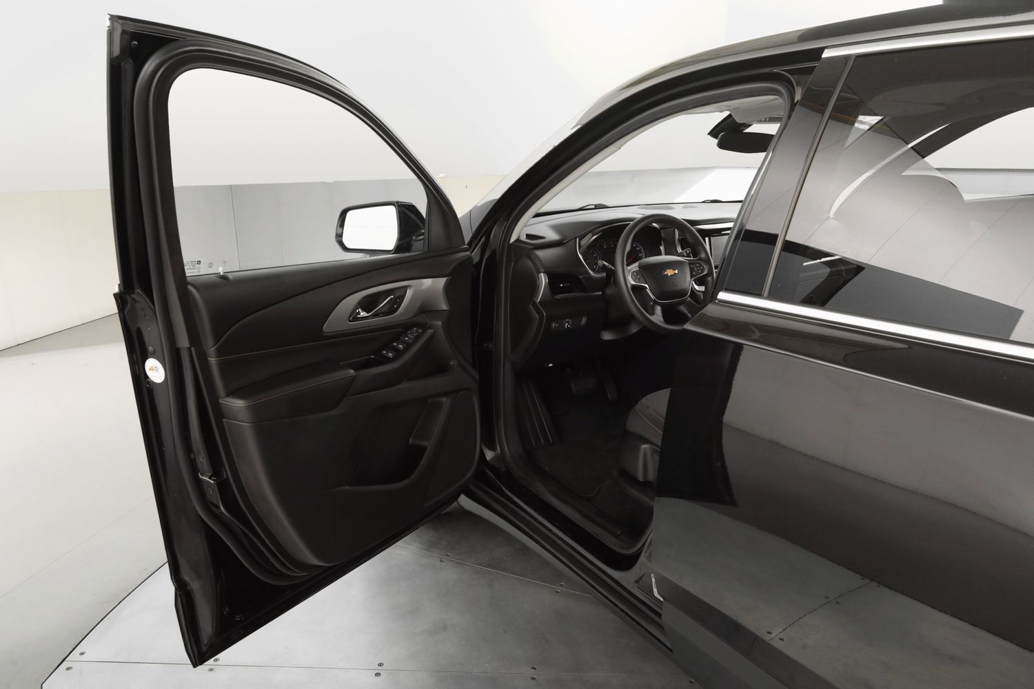 2019 Chevrolet Traverse LS photo 24
