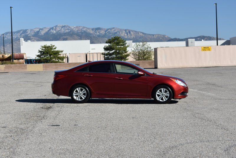 2014 Hyundai Sonata GLS photo 3