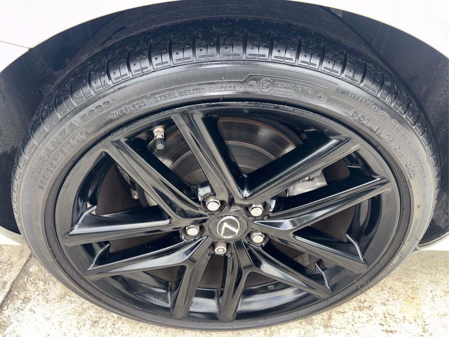 Lexus IS photo 17