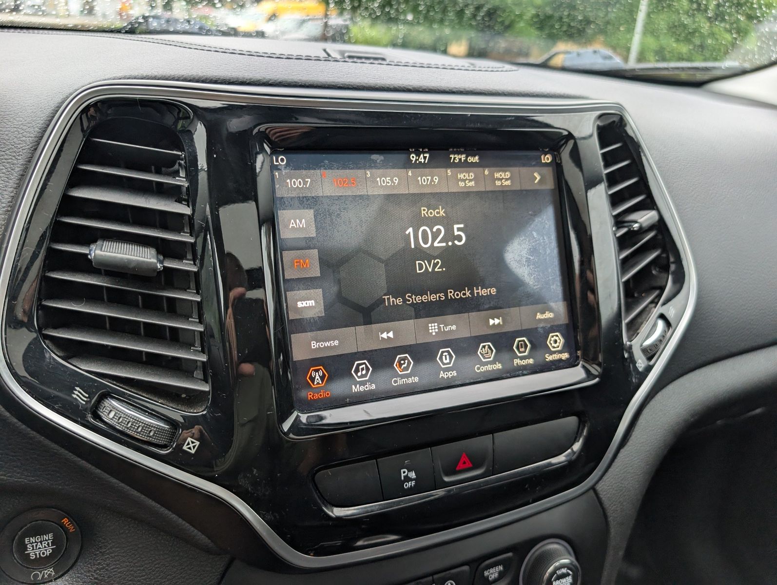 2019 Jeep Cherokee 64