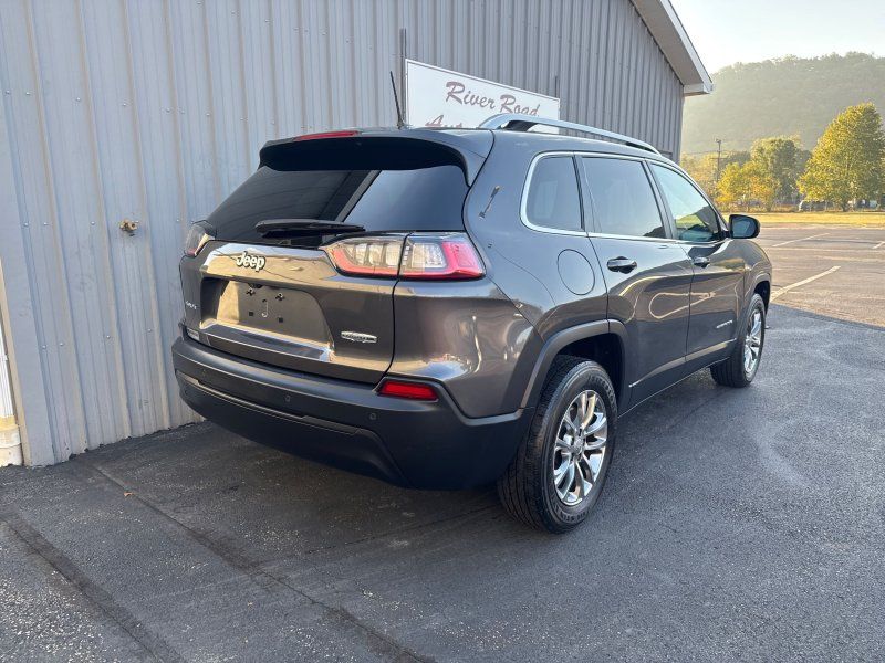 2021 Jeep Cherokee Latitude photo 6