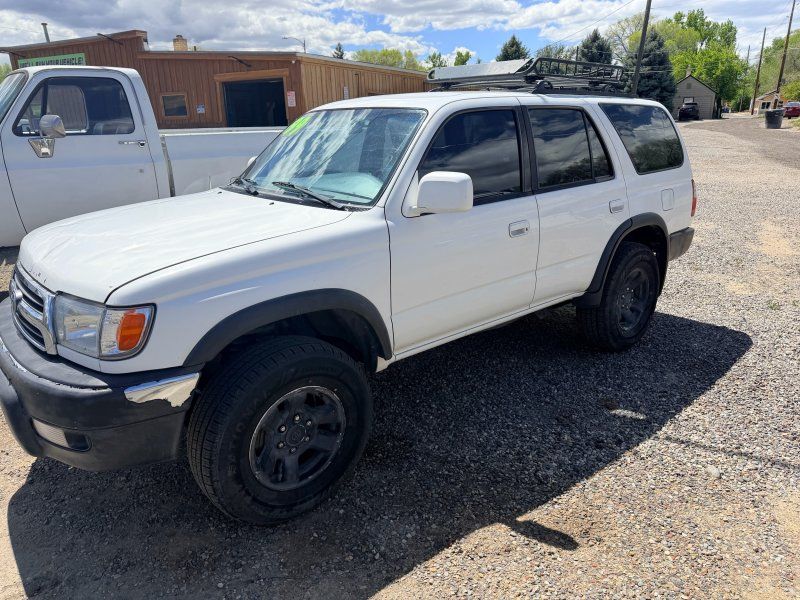 1999 Toyota 4Runner SR5