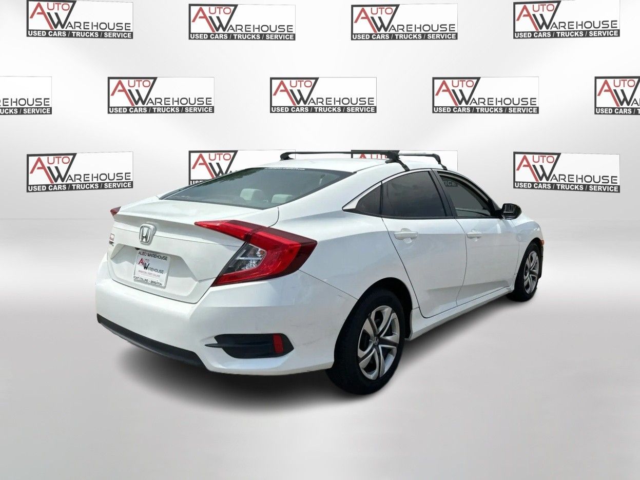 2018 Honda Civic LX photo 3