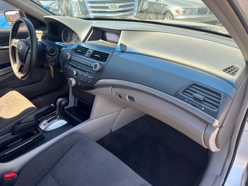 2009 Honda Accord EX photo 18