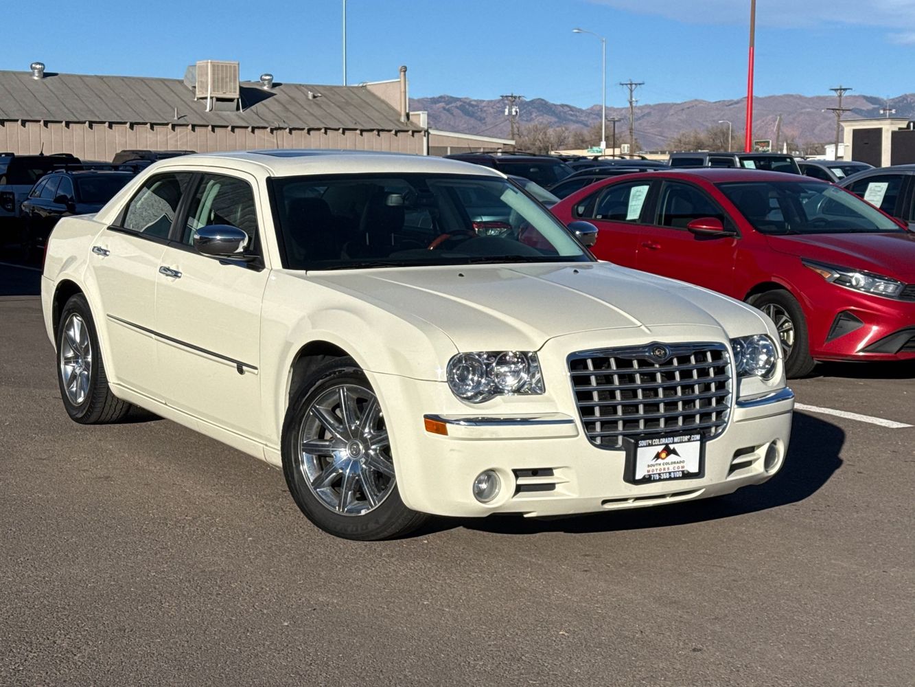 2010 Chrysler 300's photo