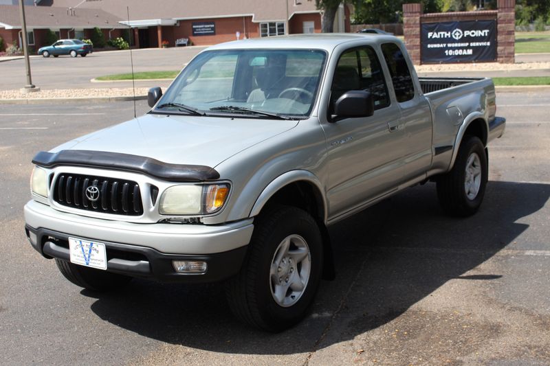 2002 Toyota Tacoma Photos