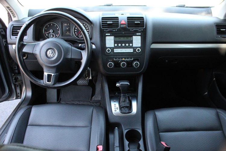 2010 Volkswagen Jetta SE PZEV Victory Motors of Colorado