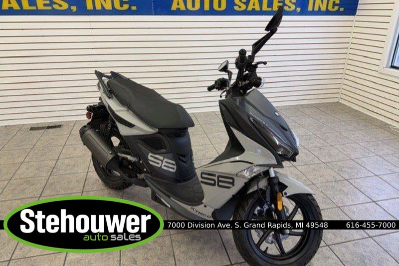 2025 KYMCO SUPER 8 50R | Tom Stehouwer Auto Sales, Inc.