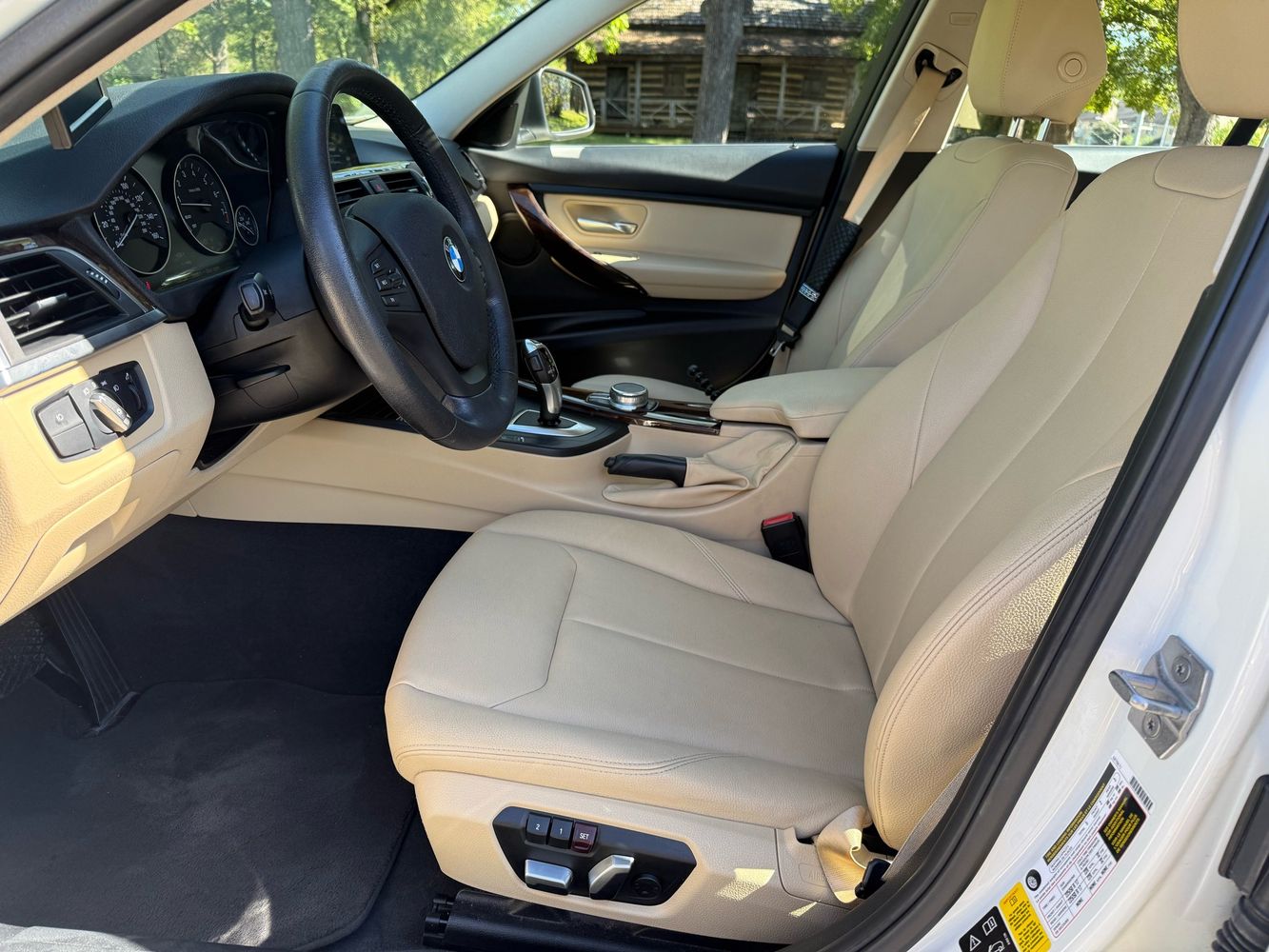 2017 Bmw 320i xDrive photo 14