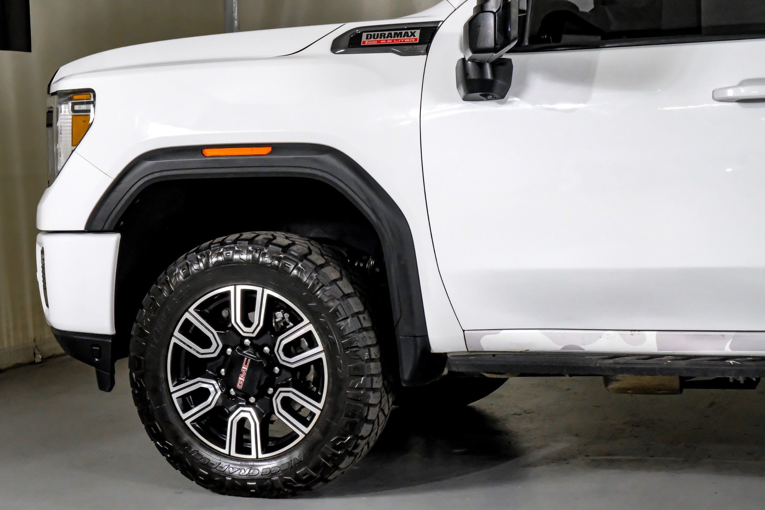 2022 Gmc Sierra HD AT4 photo 2