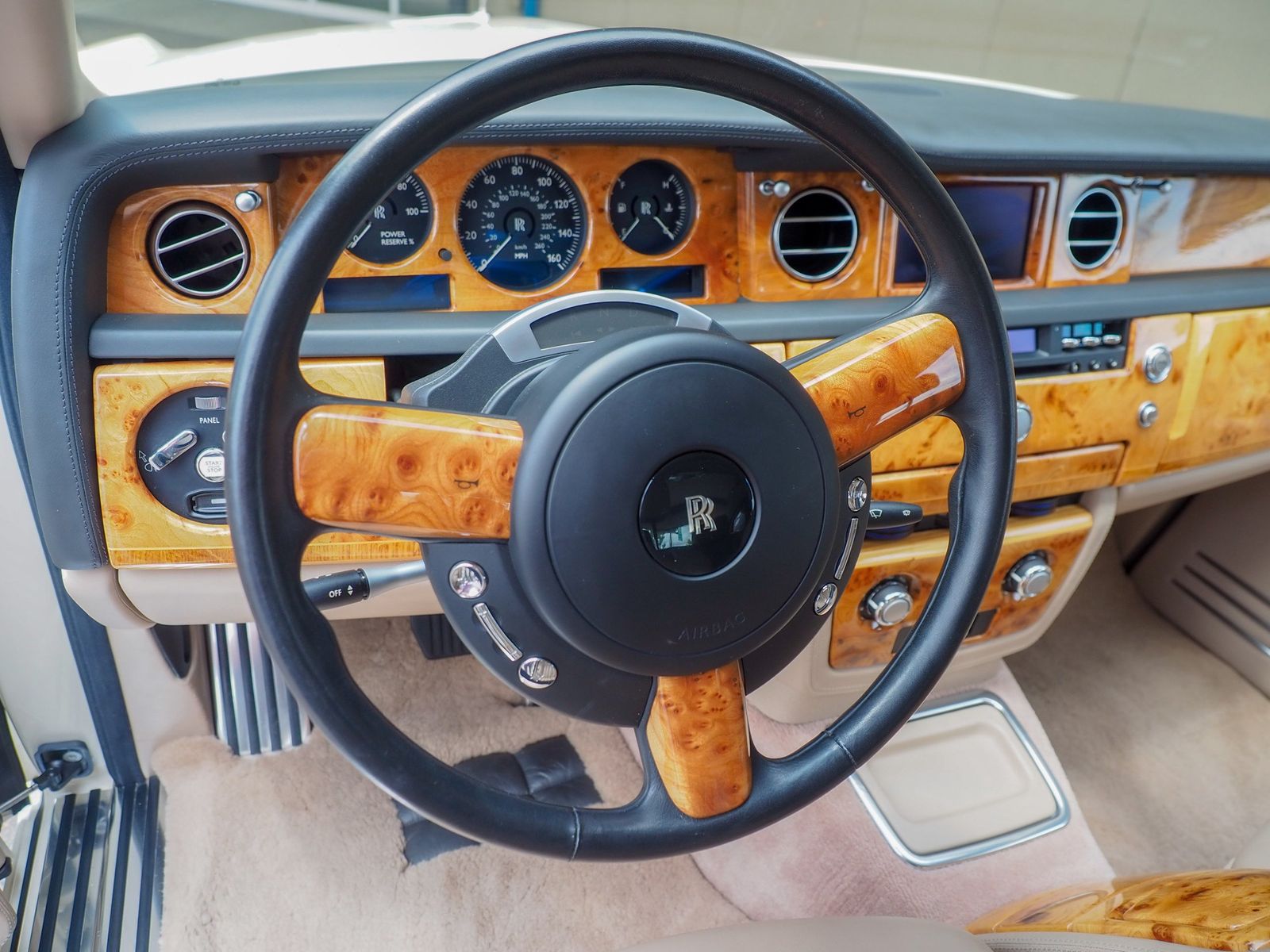 2006 Rolls-Royce Phantom 43