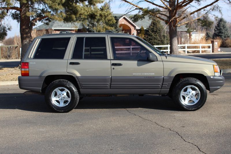 1998 Jeep Grand Cherokee Photos