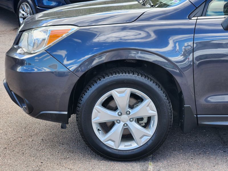 2016 Subaru Forester 2.5i Limited photo 11