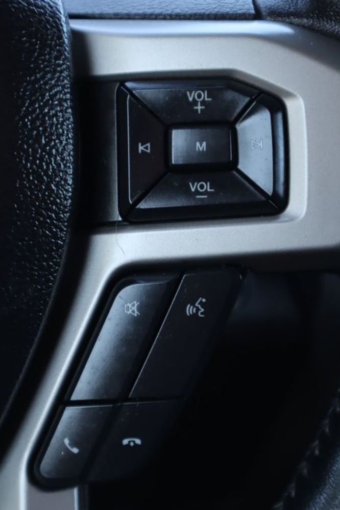 2019 Ford F-150 Lariat photo 27