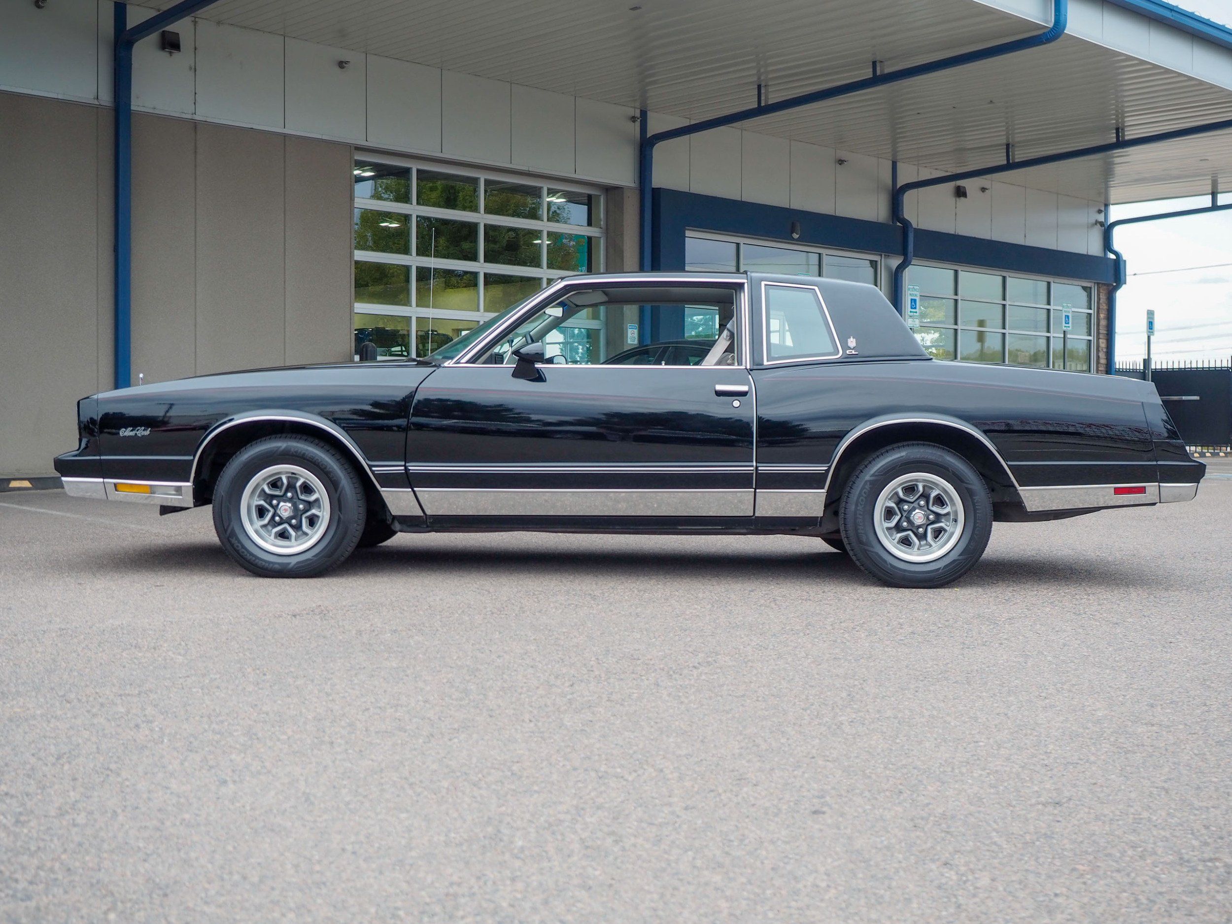 1984 Chevrolet Monte Carlo Black 