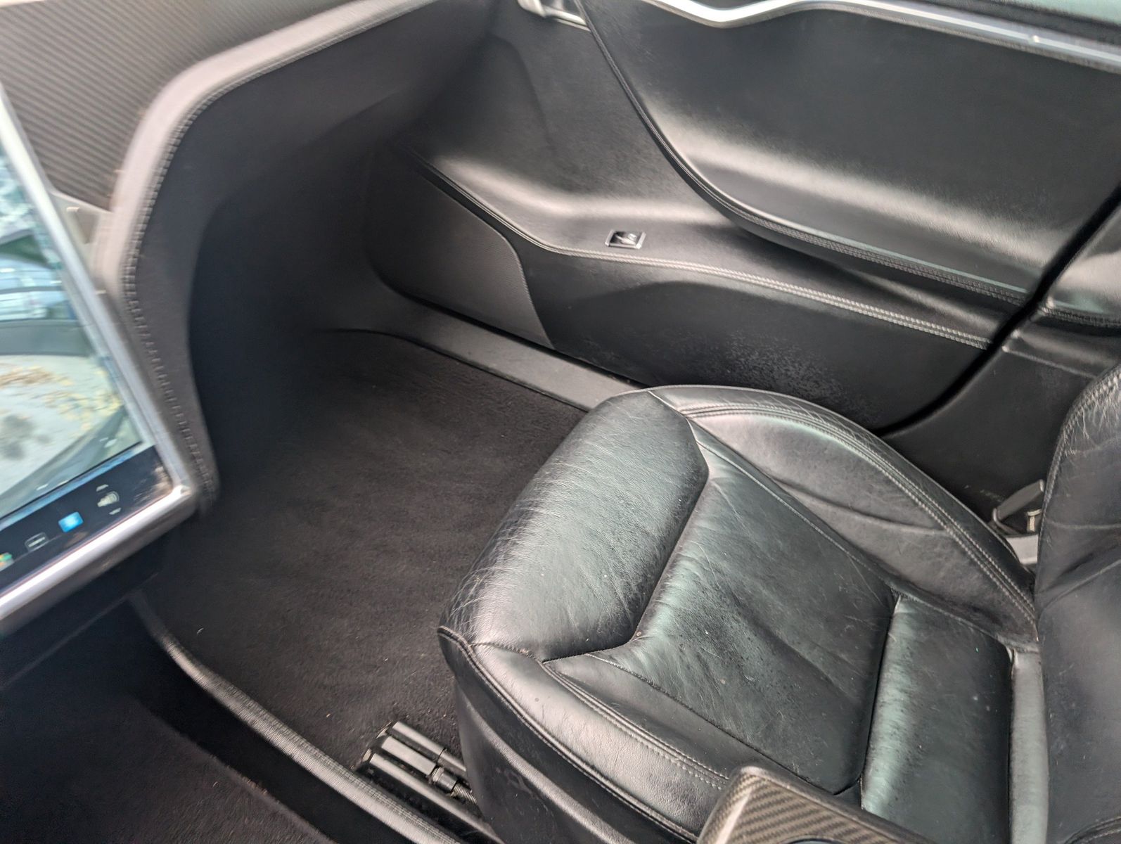 2014 Tesla Model S 61