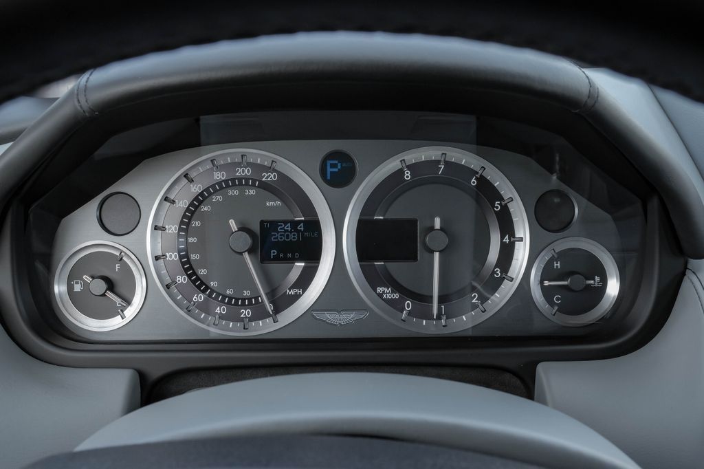 2011 Aston Martin Rapide VH4 photo 17