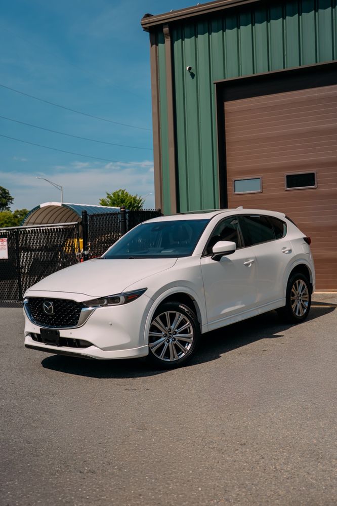 2023 Mazda CX-5 TURBO Signature Auto AWD's photo