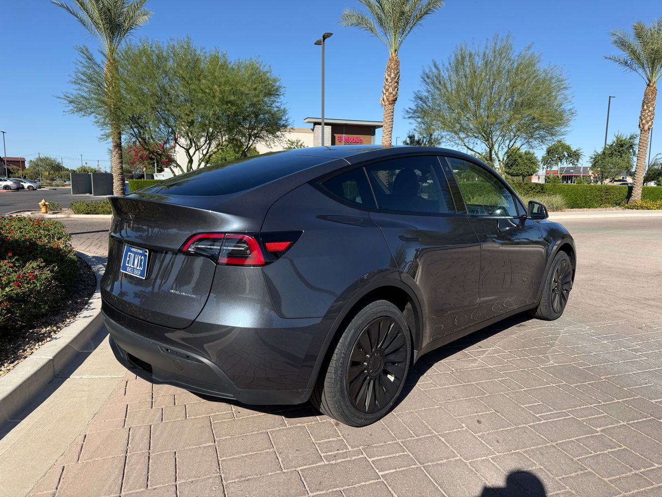 2023 Tesla Model Y Long Range photo 3