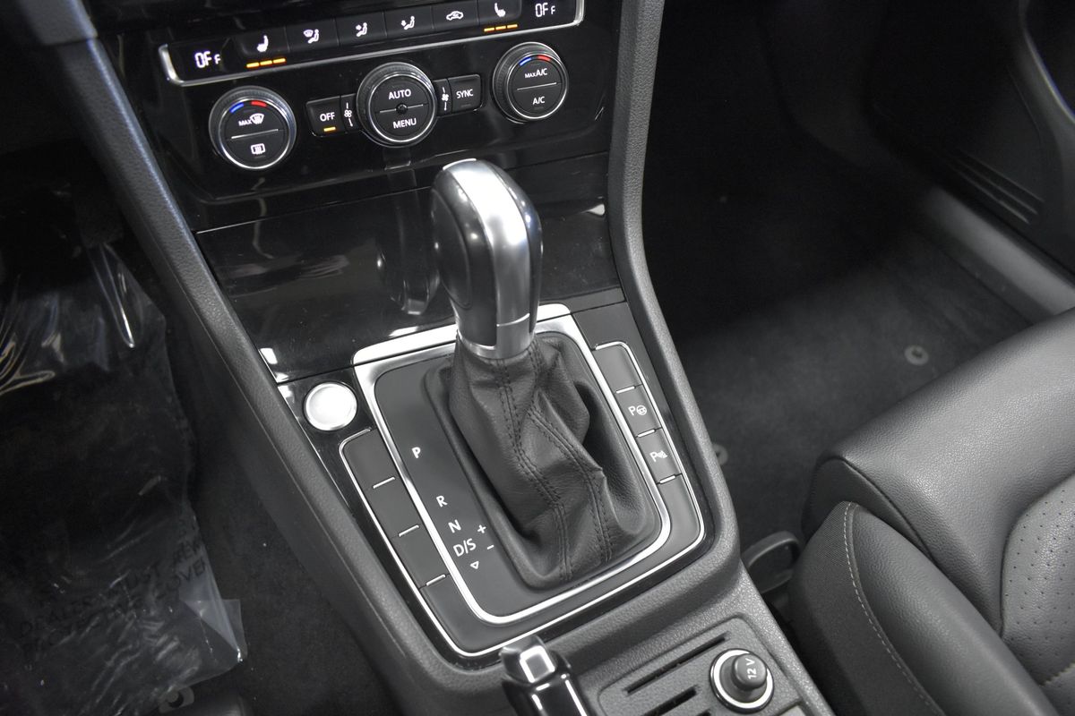 2017 Volkswagen Golf SportWagen TSI SEL