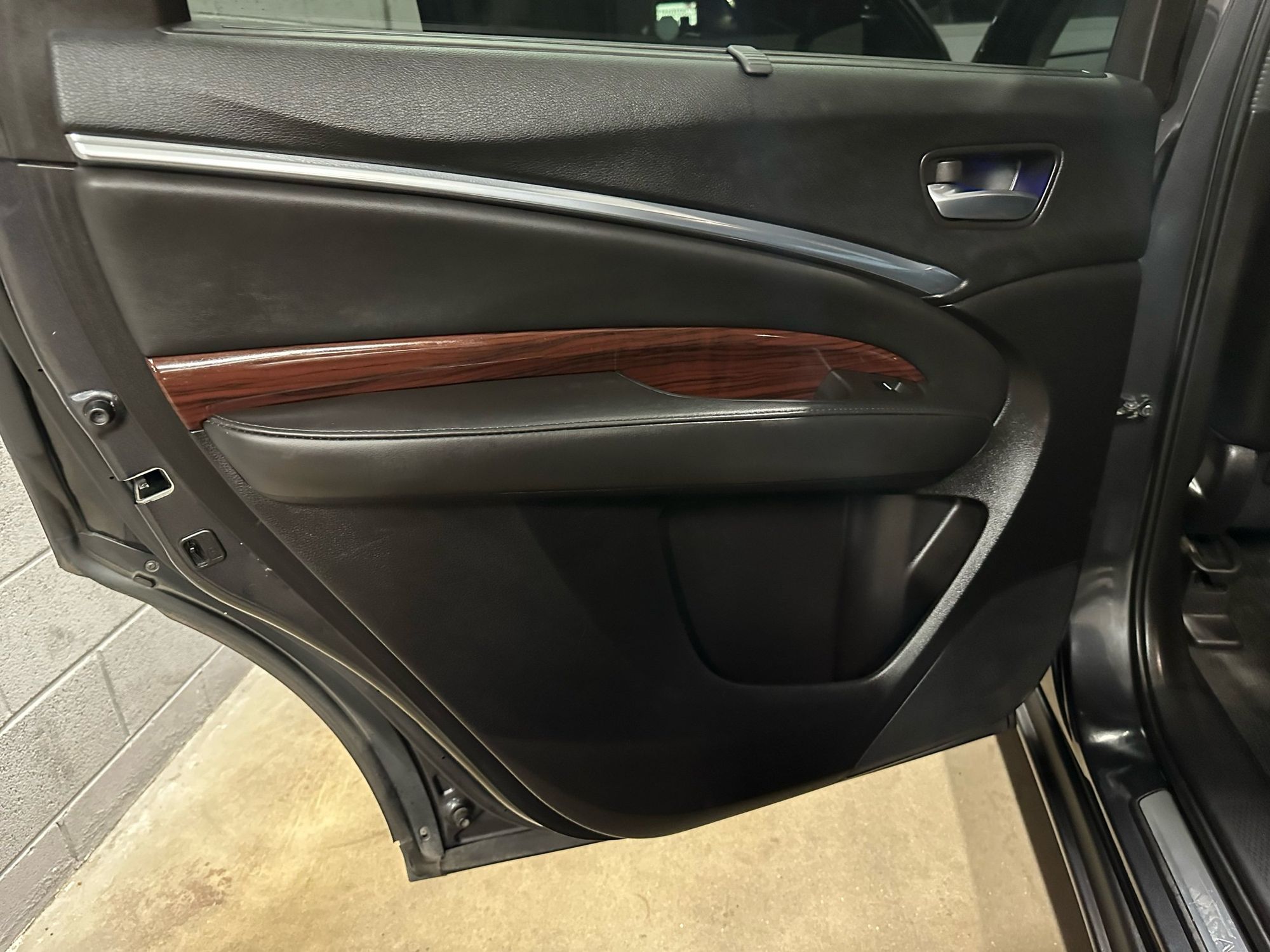 2015 Acura MDX Advance Entertainment photo 20