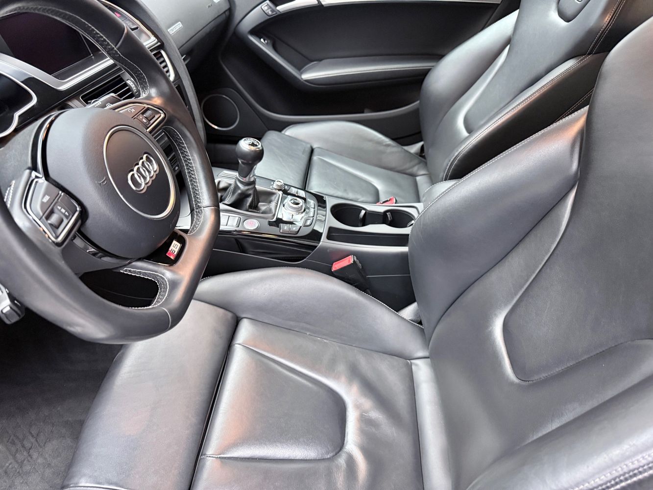 2013 Audi S5 Prestige photo 10
