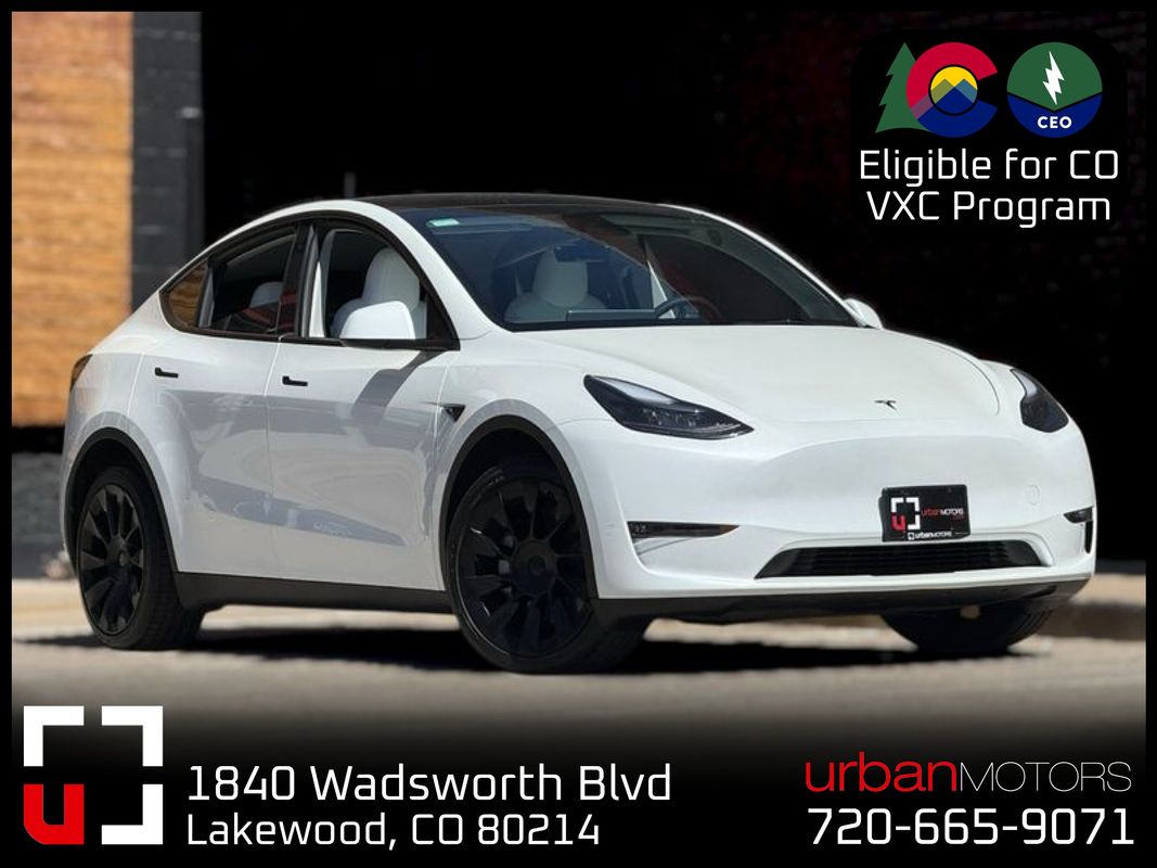 White 2023 Tesla Model Y Long Range AWD SUV / Crossover All-Wheel Drive Automatic